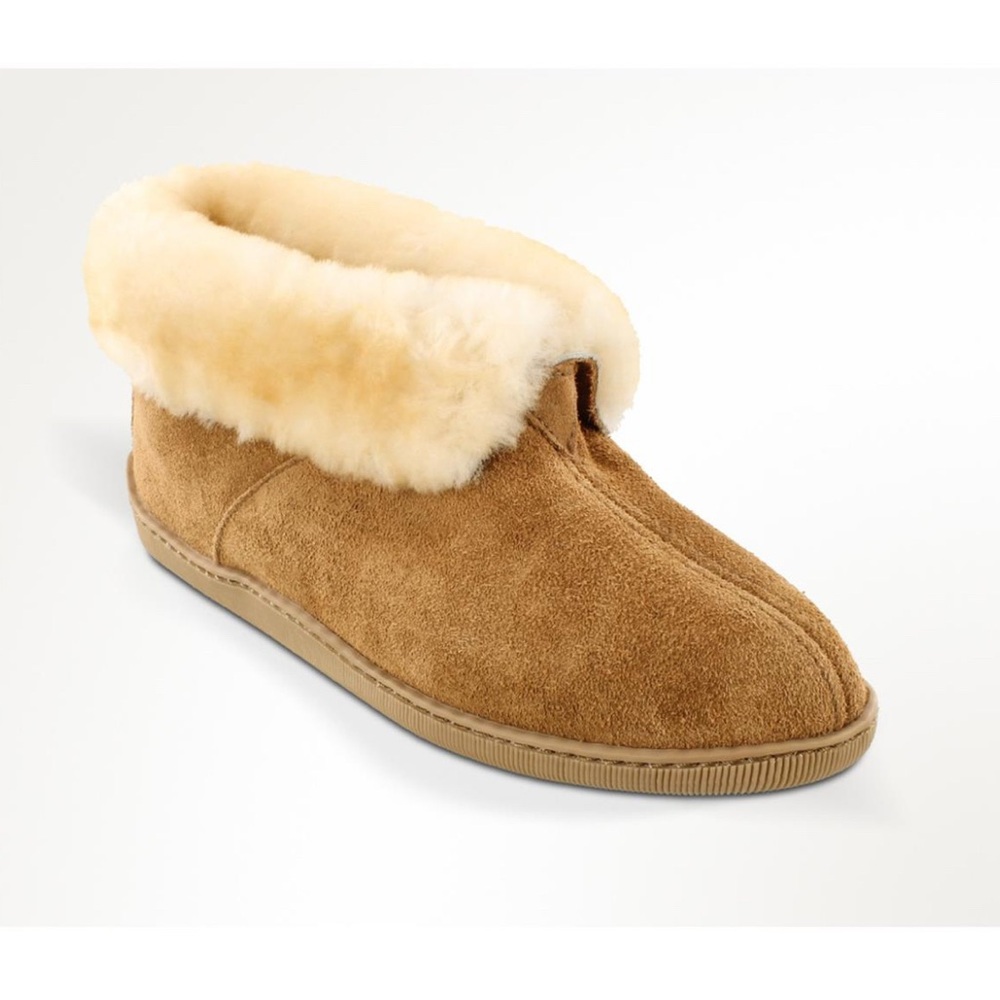 Minnetonka Sheepskin Slipper Boots
